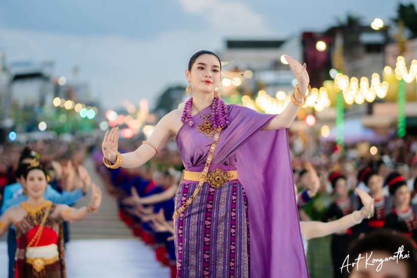 เปิดเบื้องหลัง เฌอปราง หลังดราม่าเหมือนโดนบังคับให้มารำ