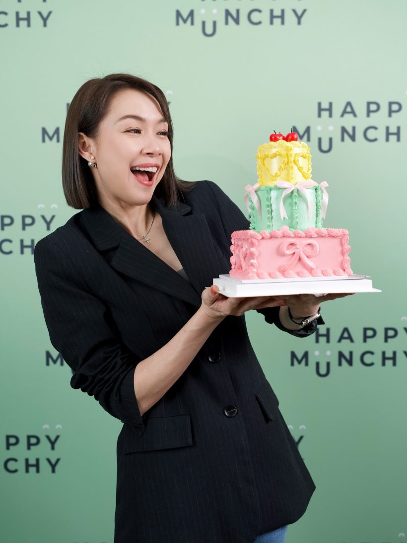 นิหน่า สุฐิตา เขียนข้อความถึงตัวเองในวัย 43 ปี เติบโตด้วยรอยยิ้ม