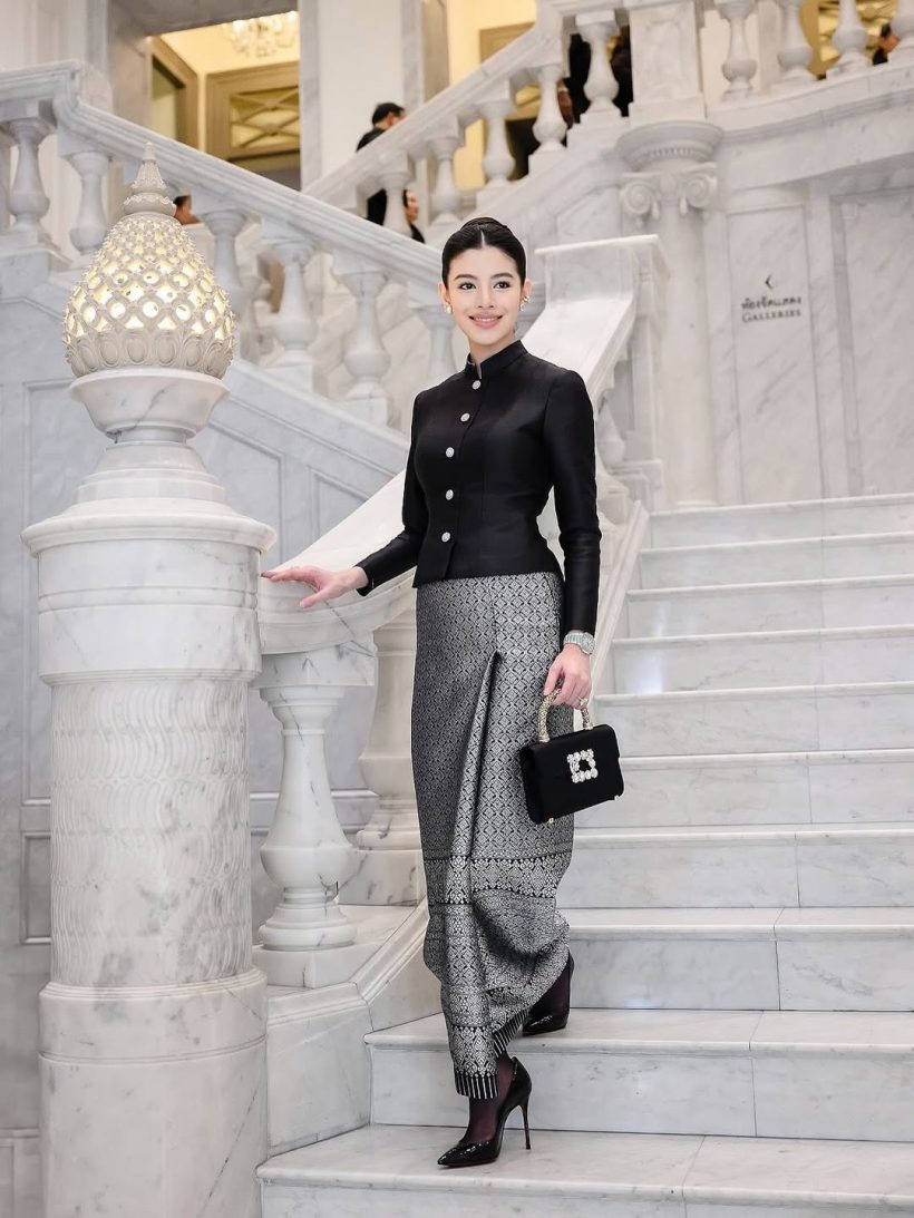 ซอนญ่า สวมชุดนี้เข้าครัว สวยสง่าสมดีกรีนางเอกไฮโซ