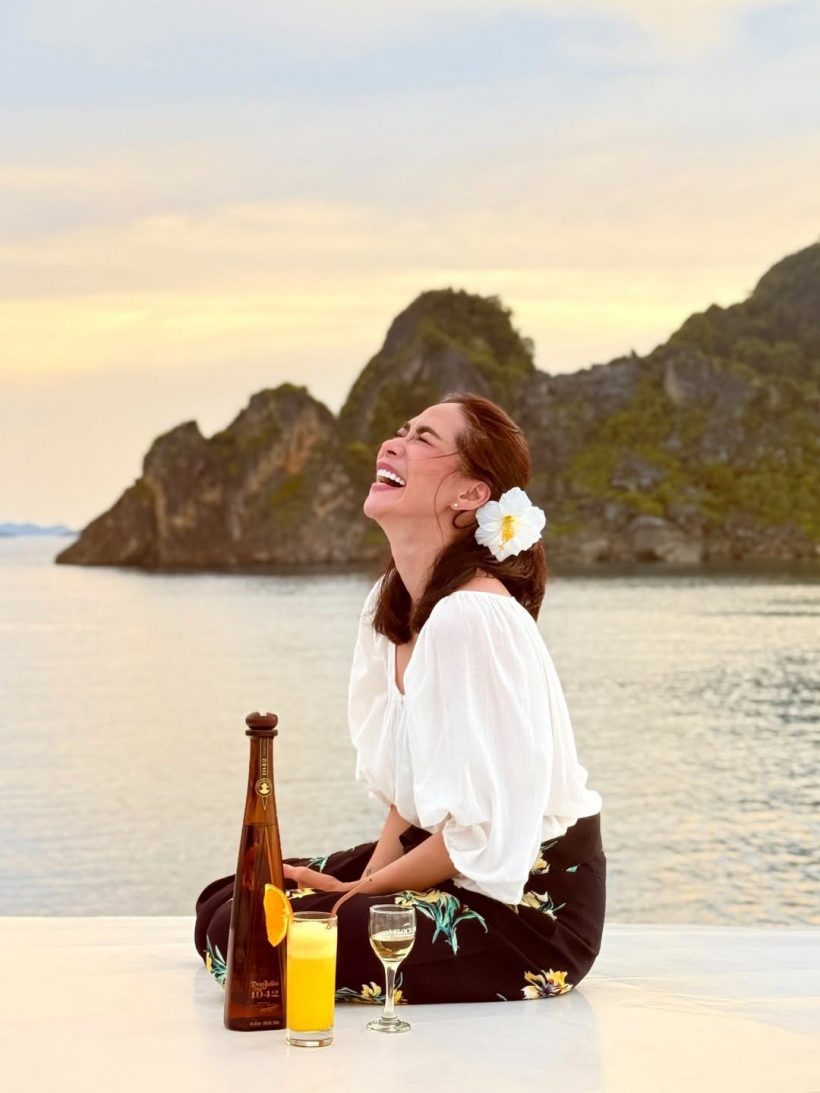 พลอย เฌอมาลย์ เเจกความสดใส อวดชีวิตใหม่หลังหายป่วย