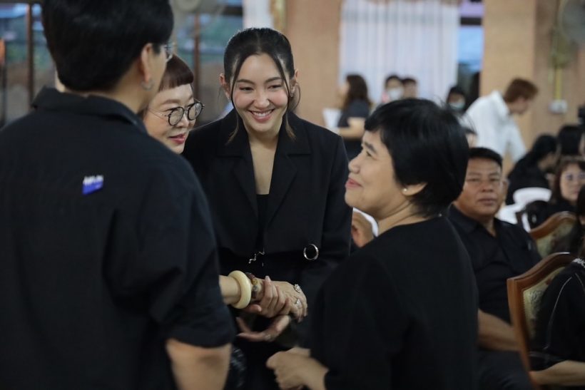ส่องบรรยากาศเศร้างานศพคุณยายเบลล่า ราณี
