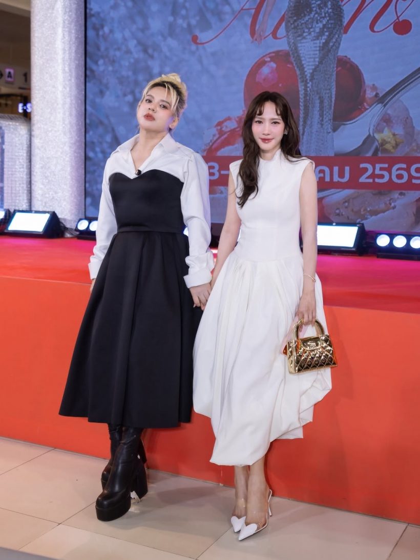 อั้ม พัชราภา แต่งชุดนี้เดินตลาด ออร่าสมฐานะซุปตาร์