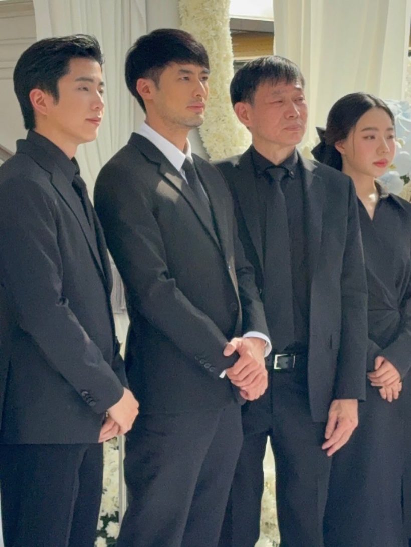 หัวอกเดียวกัน บอย ปกรณ์ สวมกอด-ประคองนนกุล ส่งแม่ครั้งสุดท้าย