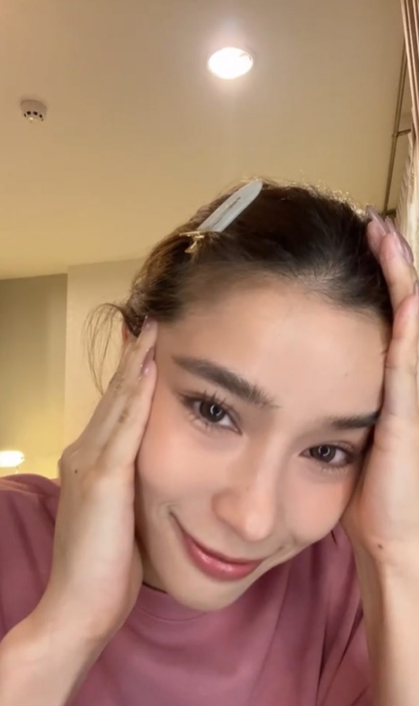 วิว วรรณรท น้ำตาคลอ เล่าปัญหาชีวิตที่เผชิญ จนโพสต์ “เหนื่อย”