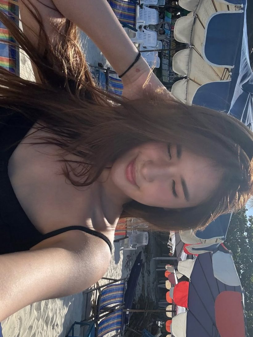 มิย่าควงหนุ่มหล่อฉลองปีใหม่ แต่เอ๊ะ หน้าคุ้นมาก