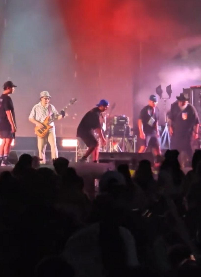 ใจหายทั้งคอนฯ นักร้องดังร่วงเวที ก่อนโชว์สปิริตแรงเกินต้าน