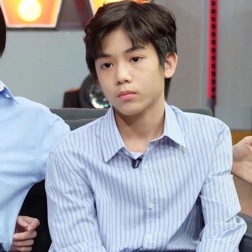 เล่นกับใจสาวๆ ภาพล่าสุด น้องปาเเปงลูกชายนุ๊ก ไม่ได้มีดีเเค่หล่อ