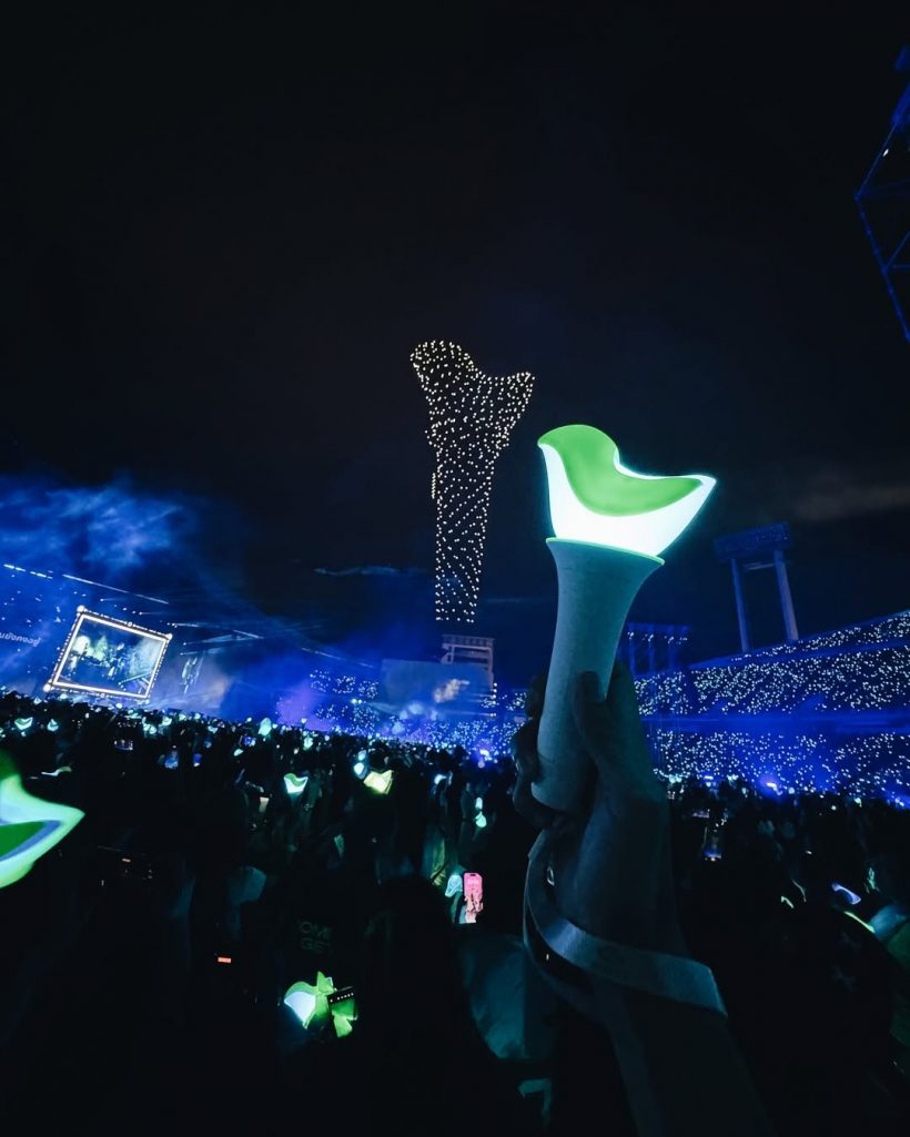 พระเอกดัง ตากฝนเพื่อคอนเสิร์ต Got7 ลั่นเข้าใจความรู้สึกFCขึ้นแล้ว