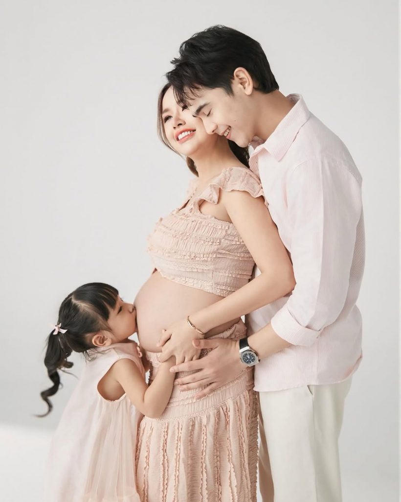 ชาวเน็ตอึ้งหน้าเจนนี่ ในภาพครอบครัว ใครๆก็บอกตรงกันว่า..