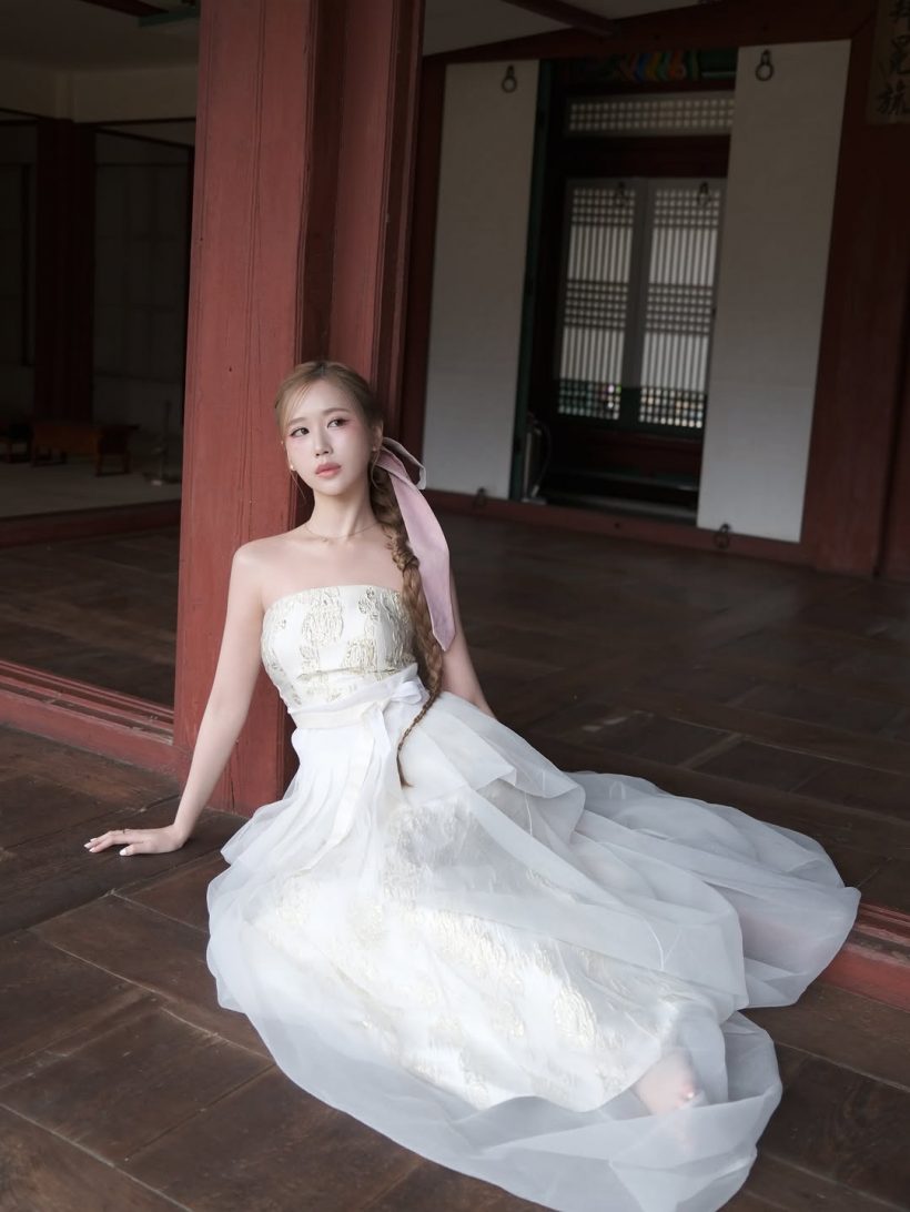 ส่องความสวย เจนเย่ นางเอกดาวรุ่งจาก “สงคราม ส่งด่วน”