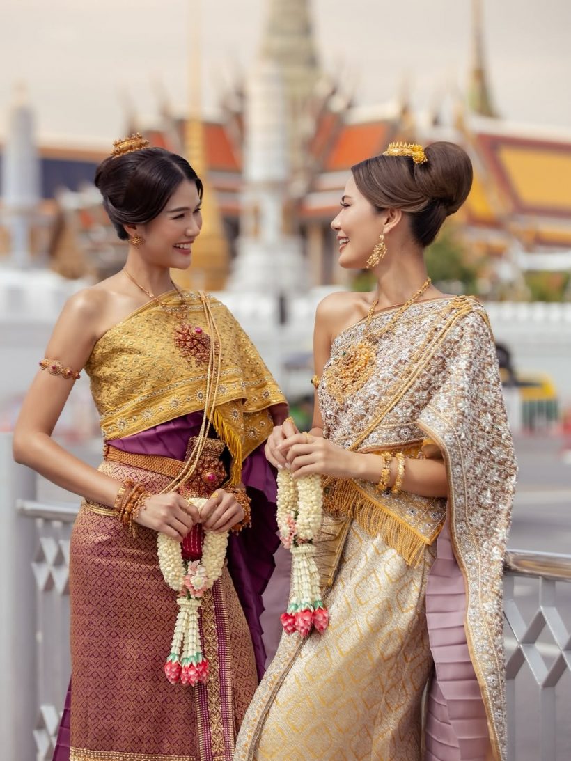 พลังsoft power! แนท–น้ำตาล ควงกันอวดโฉมในชุดไทยสุดวิจิตร