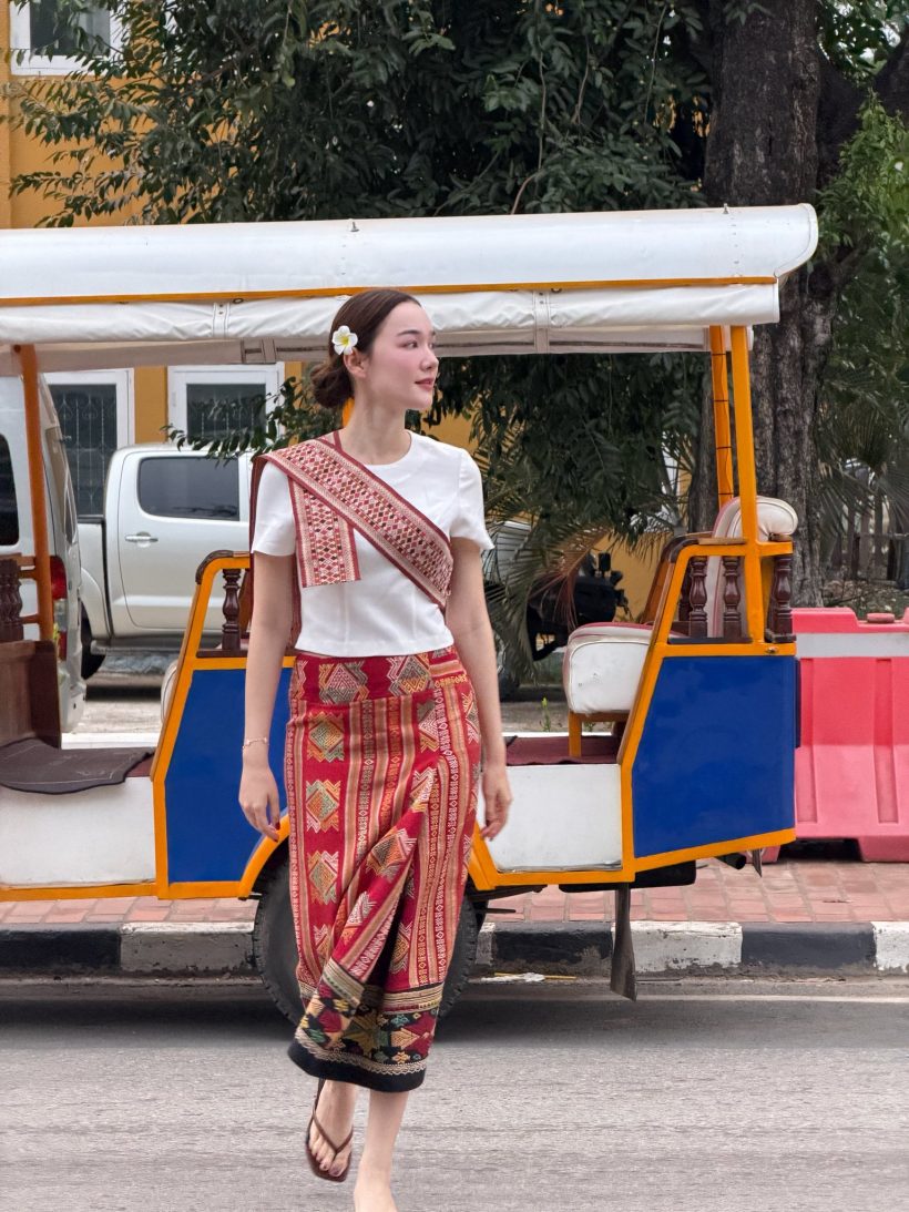 เกินต้าน! เดียร์น่า ฟรีโป้ บุกสปป.ลาว ด้วย2ลุคสุดจึ้ง