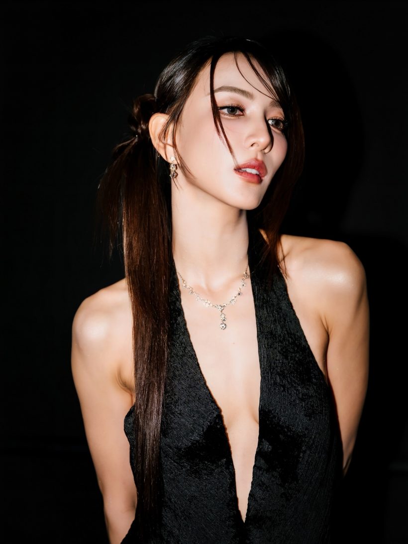 ใครคือผู้โชคดี? "กรีน อัษฎาพร" หัวใจเบ่งบาน ซุ่มคุยหนุ่มนอกวงการ!