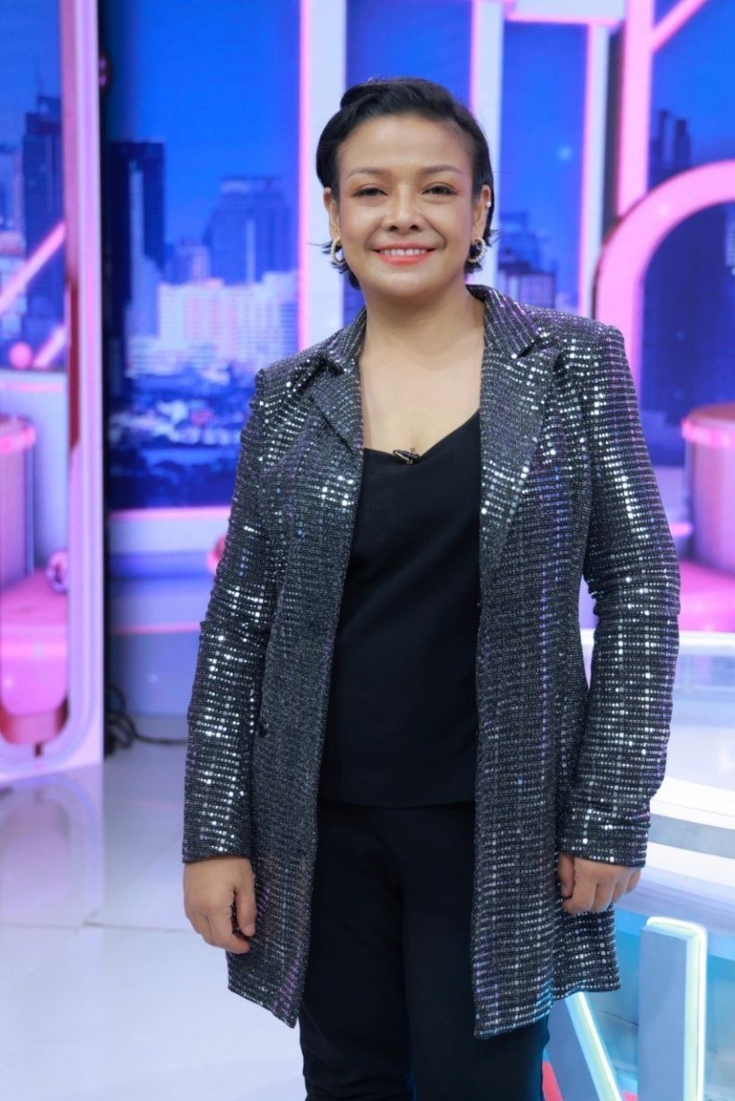 เอฟซีสุดเสียดาย! นักร้องคนนี้เลิกงานร้องเพลงแล้วนะ