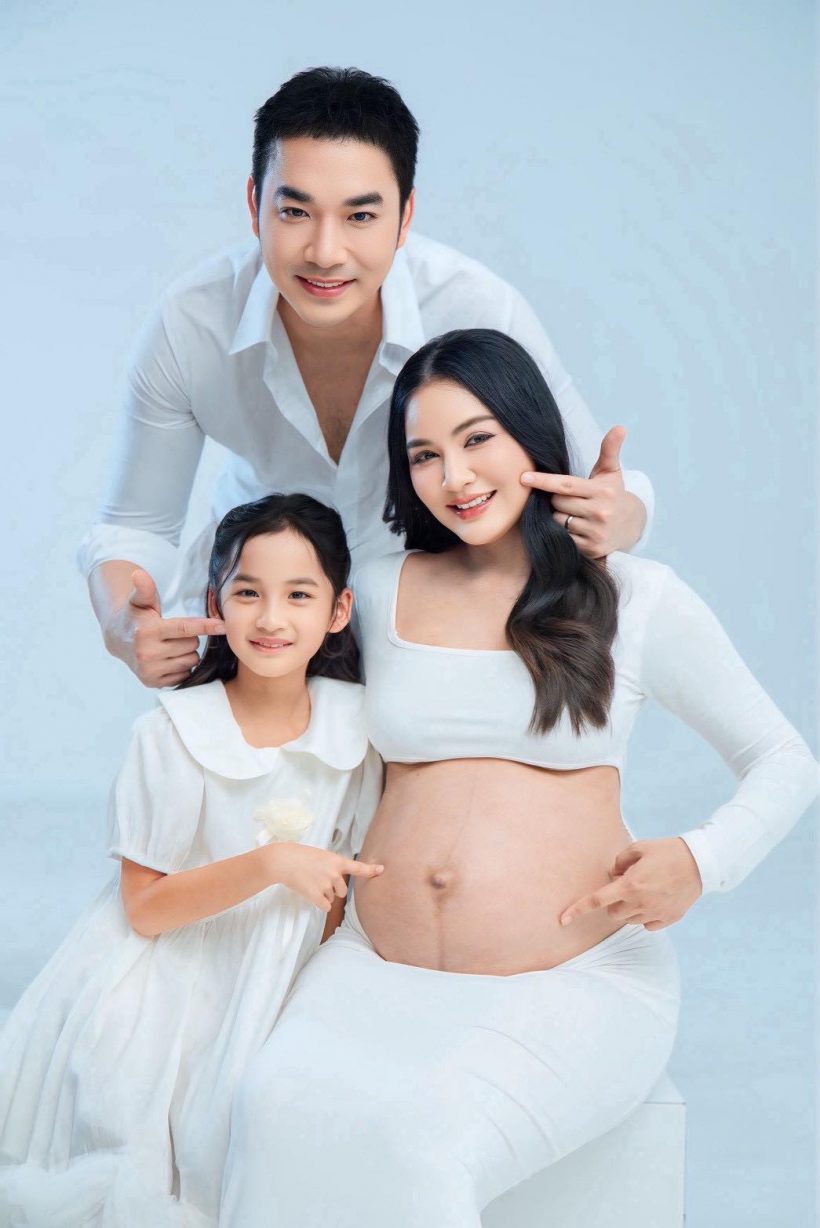 คุณแม่บ้านนี้ สวยเอาเรื่อง แม้ท้องลูกคนที่ 2 ใกล้คลอดแล้ว