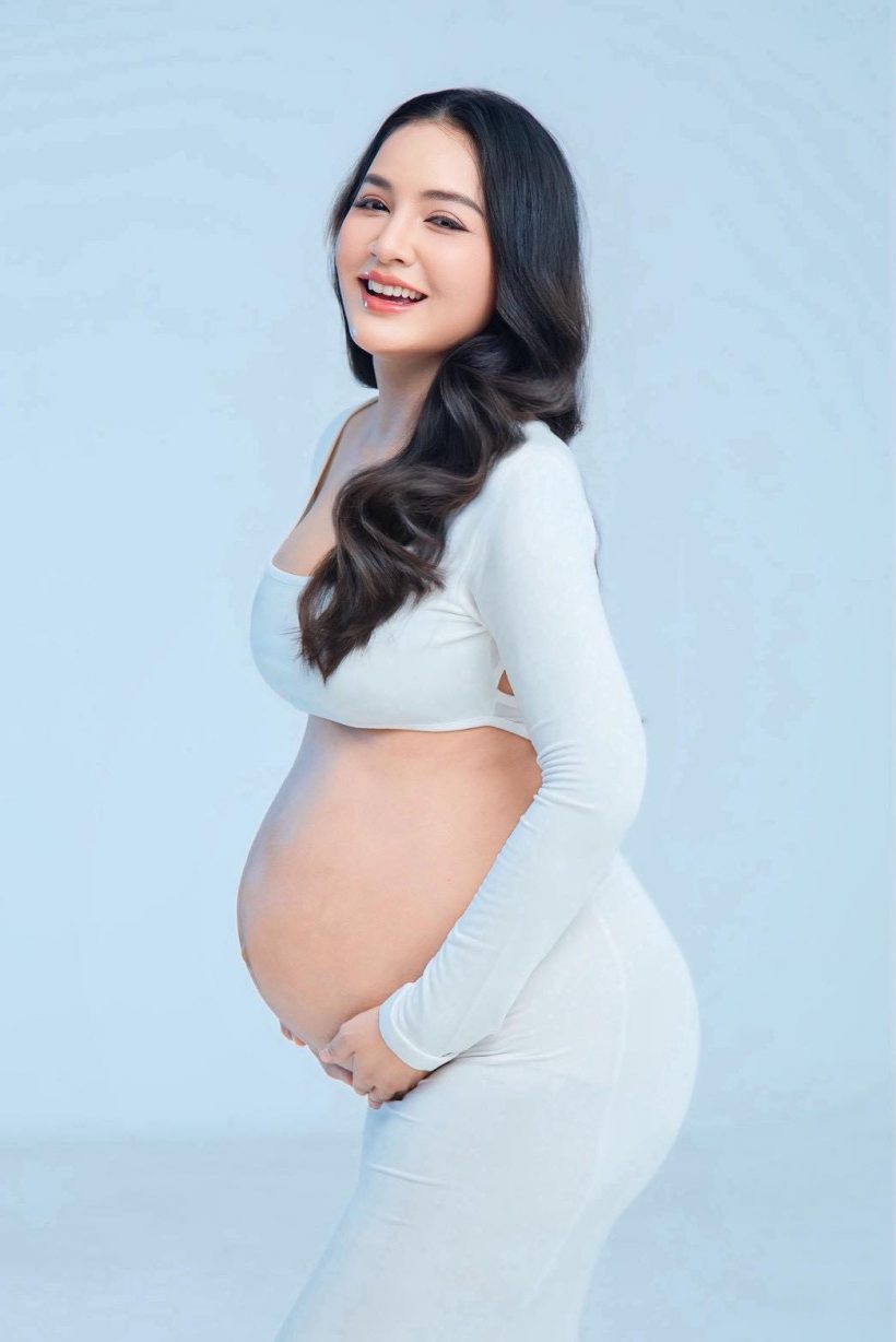 คุณแม่บ้านนี้ สวยเอาเรื่อง แม้ท้องลูกคนที่ 2 ใกล้คลอดแล้ว