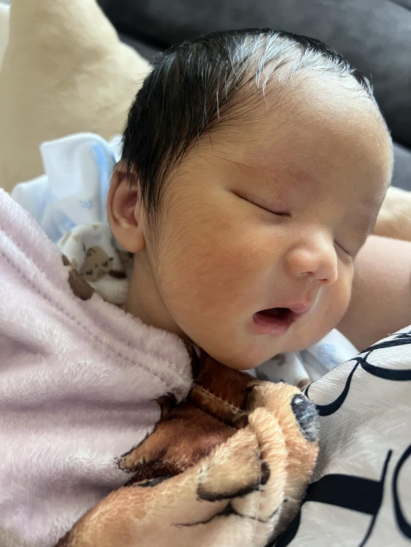 แซ่ซ้องยินดี! นักร้องสาวดัง คลอดลูกชายคนแรกแล้ว