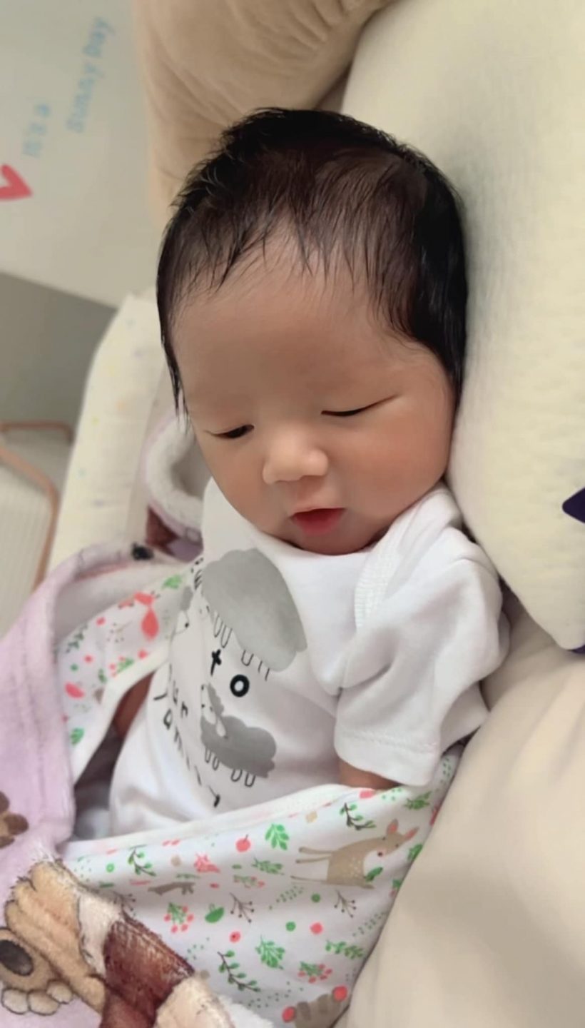 แซ่ซ้องยินดี! นักร้องสาวดัง คลอดลูกชายคนแรกแล้ว
