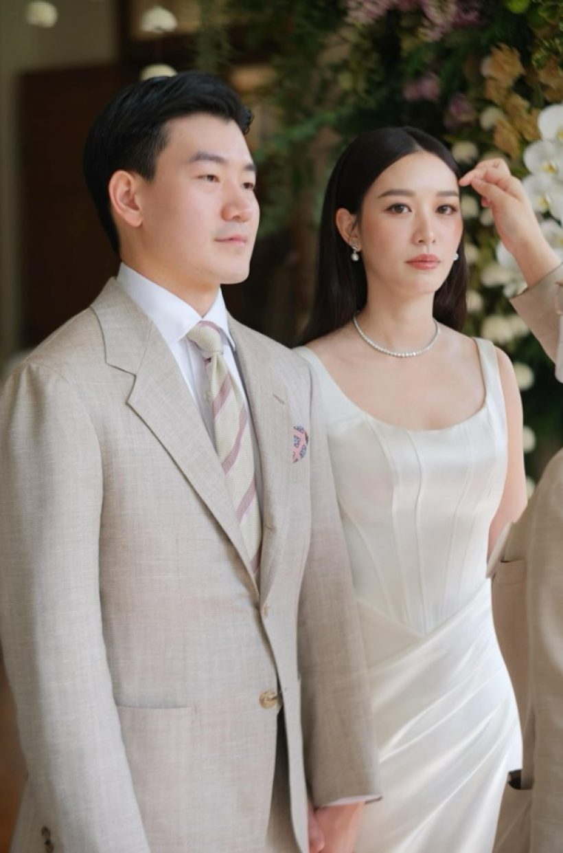 2 ตระกูลดัง วิวาห์ชื่นมื่น บ่าว-สาว หล่อสวยเหมาะสมกันมาก