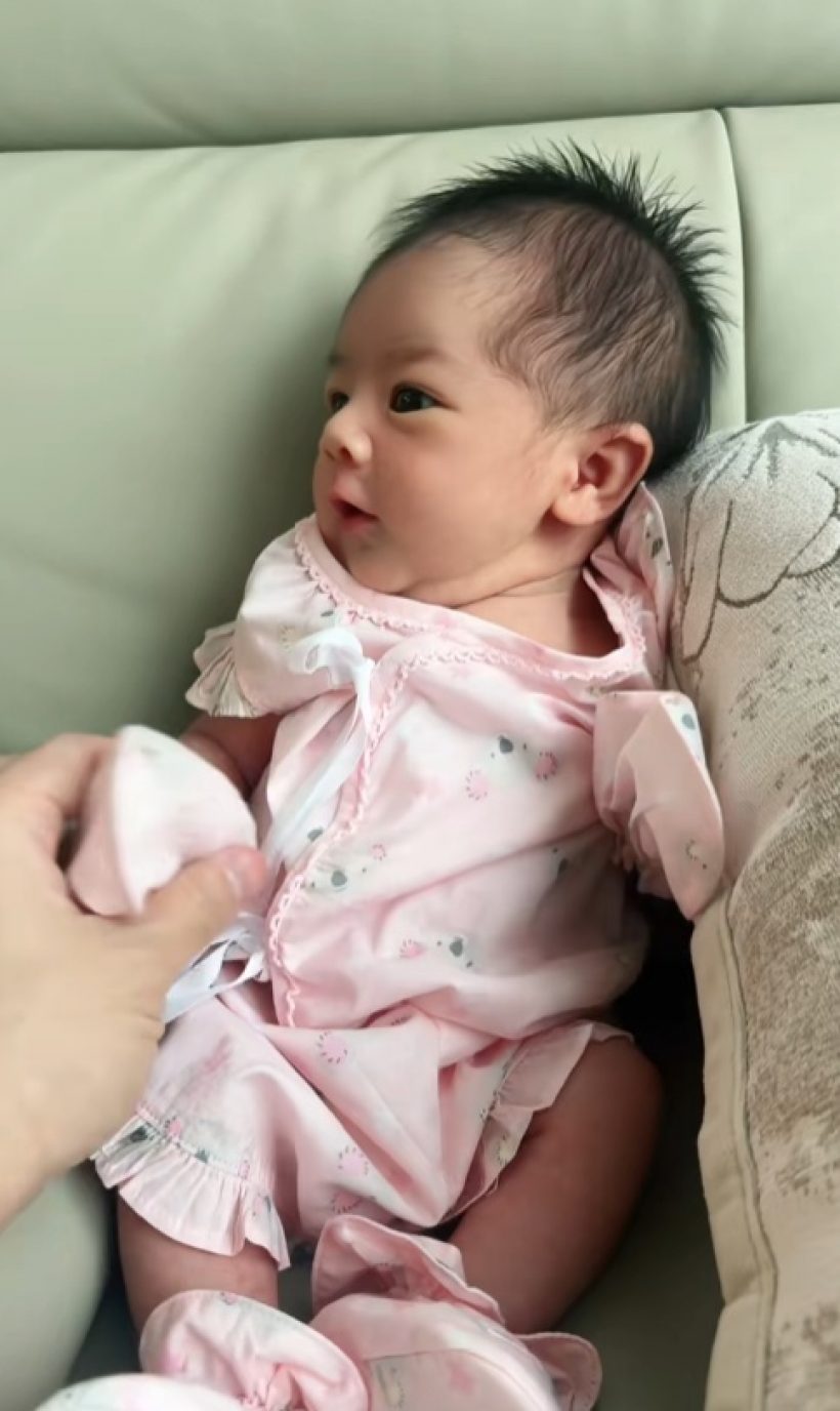 ชาวเน็ตแห่เตือนคุณพ่อมือใหม่ อย่าเพิ่งทำแบบนี้...กับน้องนช่า