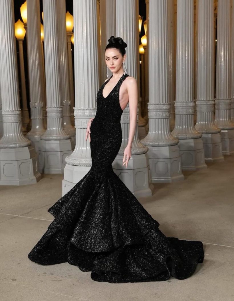 สวยทะลุฮอลลีวูด! "ใหม่ ดาวิกา" จึ้งมากในงาน LACMA Gala ที่ LA!