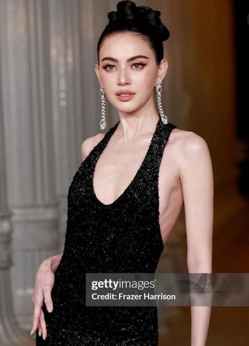 สวยทะลุฮอลลีวูด! "ใหม่ ดาวิกา" จึ้งมากในงาน LACMA Gala ที่ LA!