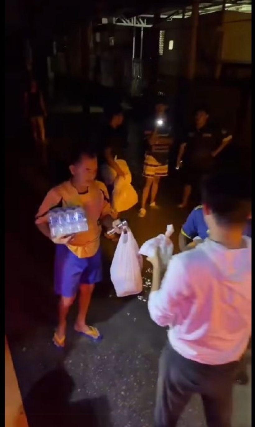 อั้ม อธิชาติ เผยคำพูดชาวบ้าน ทำน้ำตาไหลไม่รู้ตัว