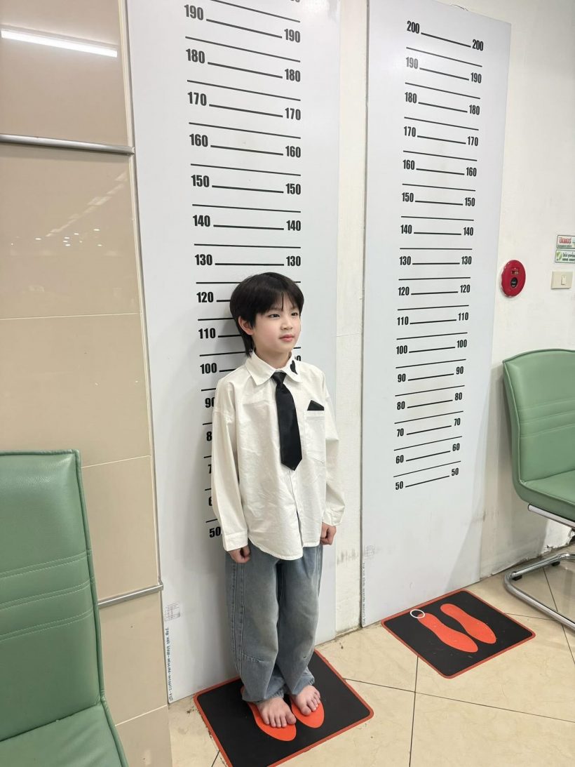 ดาราหนุ่มอวดภาพ ลูกชายทำบัตรปชช.ครั้งแรก หล่อพุ่งเกิ๊น