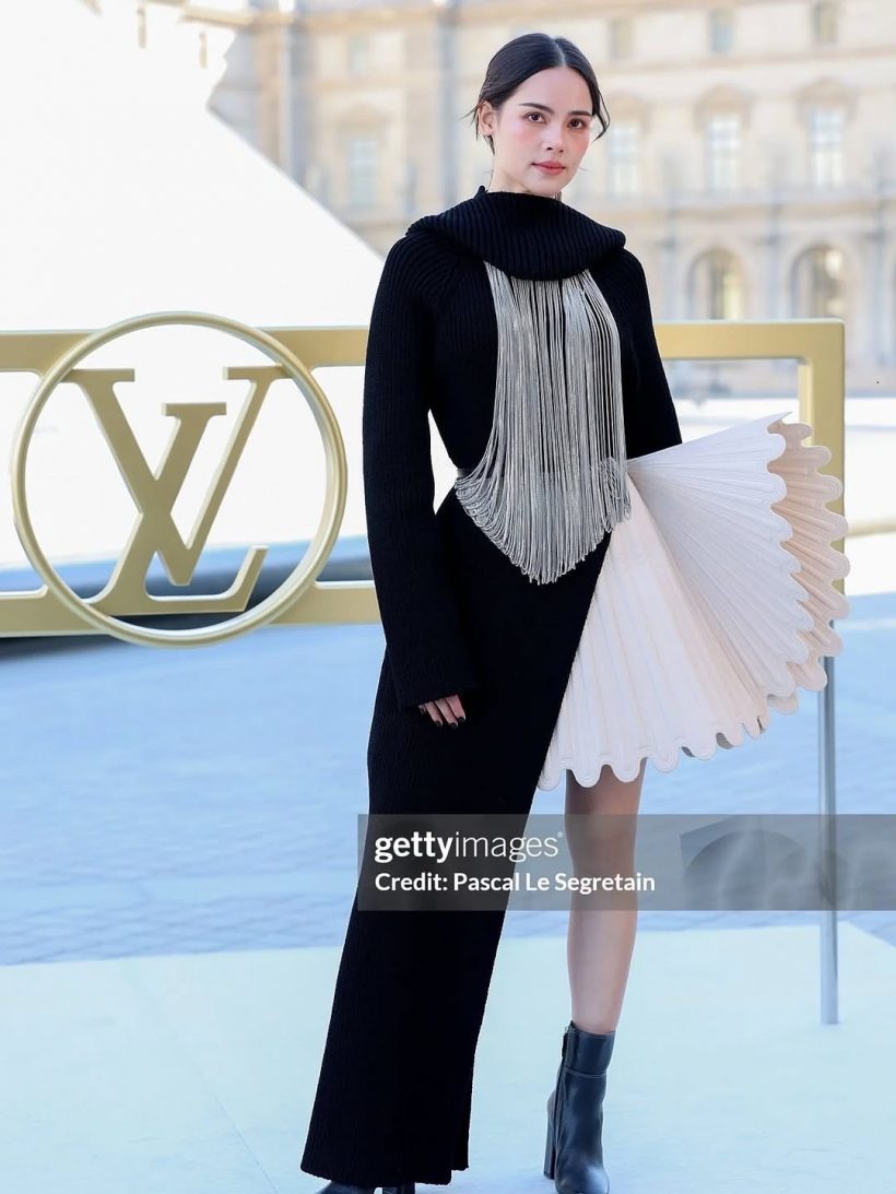 ส่องคอมเมนต์ ญาญ่า ร่วมงานใหญ่ เเต่ชุดที่ใส่เป็นประเด็นเดือด