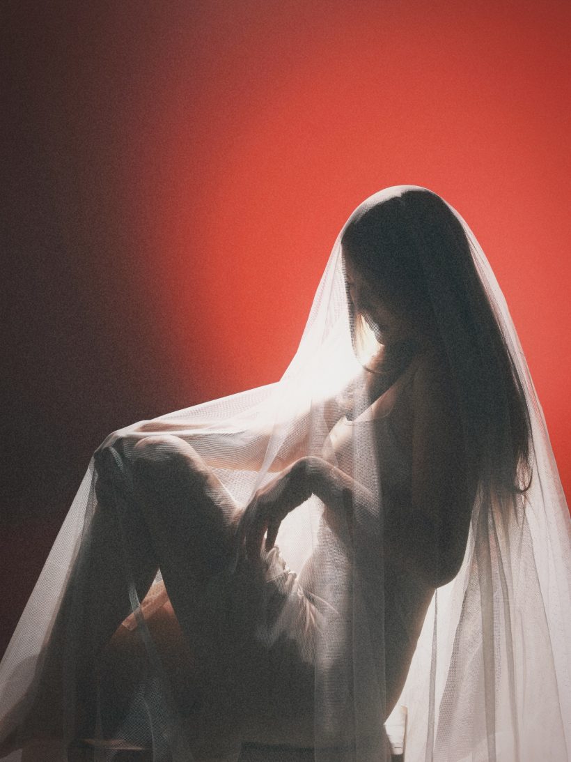 ขยี้ตารัวๆ! อรอุ๋ง เผยผิวเนียนในชุดเจ้าสาว ลุคนี้หวานละมุนสุดๆ