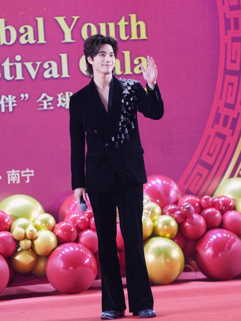 ปังขึ้นมาก! พระเอกดัง งานแน่น บินไปมาระหว่างไทย-จีน