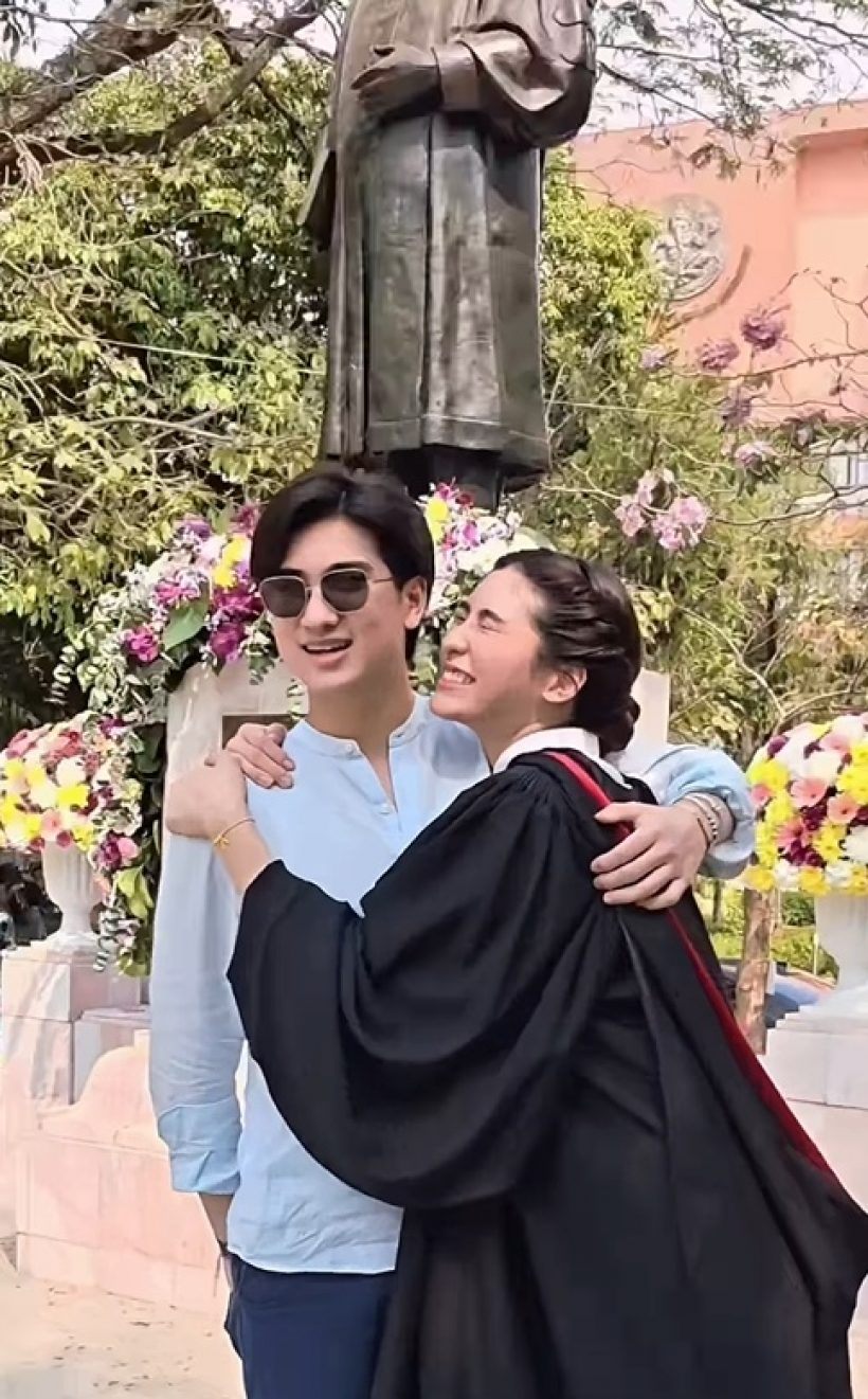 น้องเซย่า เรียนจบแล้ว! แต่หนุ่มข้างกายทำใจสั่น ที่แท้คือ..