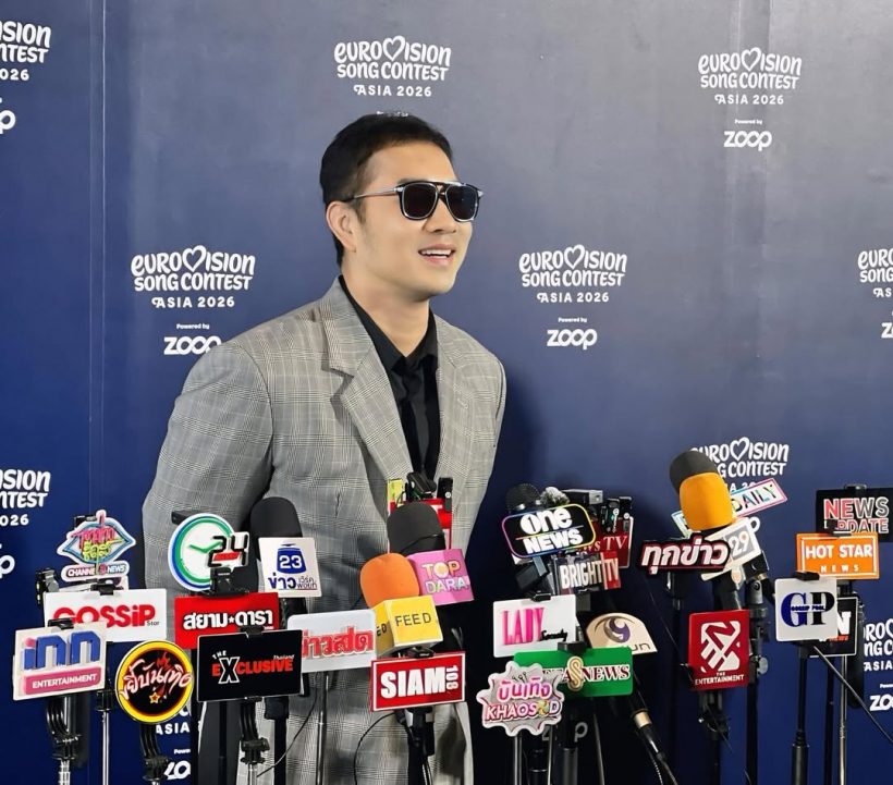 นักร้องดังลั่นโชคดี ภรรยาไม่หวง ไฟเขียวกอดแฟนคลับ