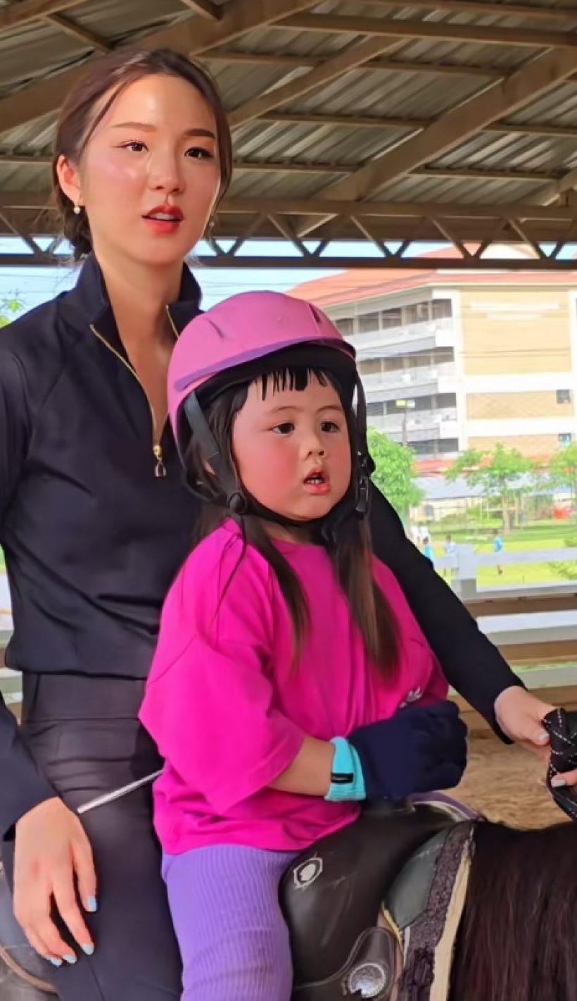 เปิดโฉม ดาราสุดฮอตคนนี้ คือลูกสาวคนโตของ ชมพู่ อารยา