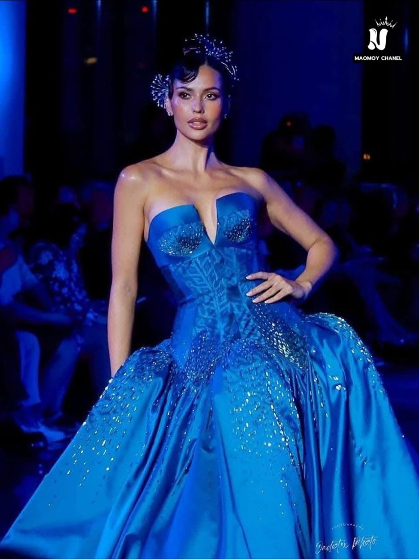 สวยตะลึง เเอนโทเนีย เดินปิดฟินาเล่ พาผ้าไทยเฉิดฉายอีกครั้ง